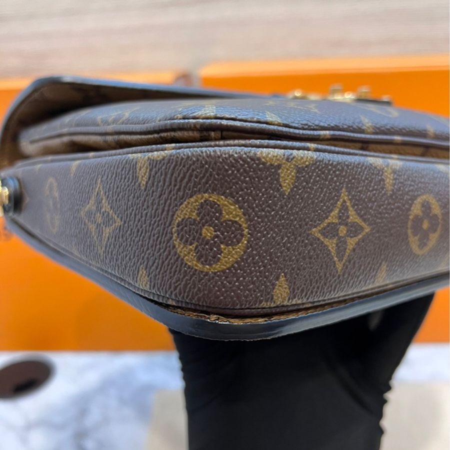 LV 拼色 M44876 郵差包 Pochette Metis-19