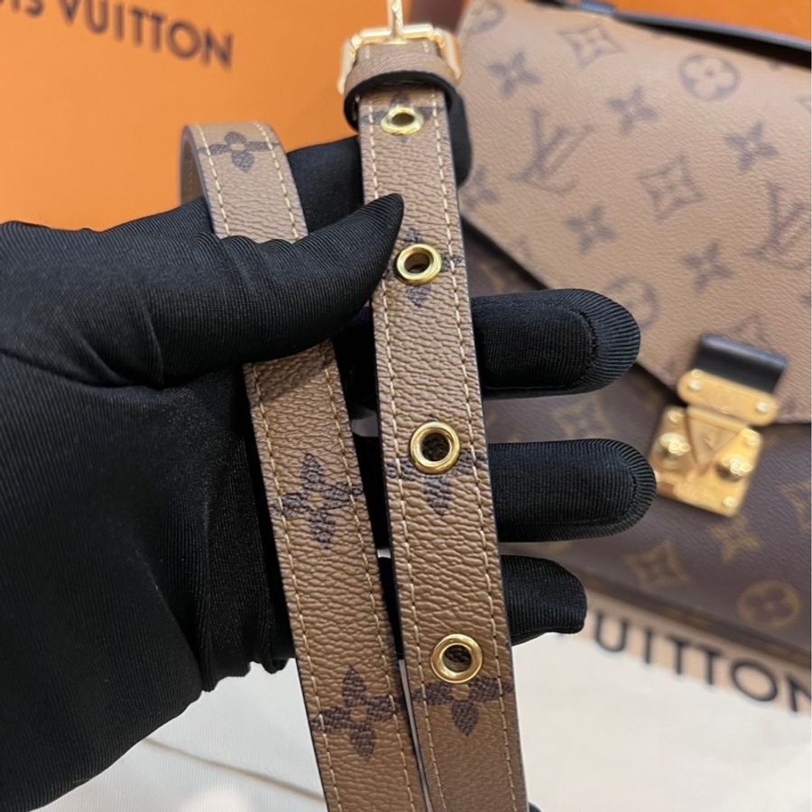LV 拼色 M44876 郵差包 Pochette Metis-34