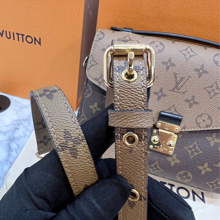 LV 拼色 M44876 郵差包 Pochette Metis-35