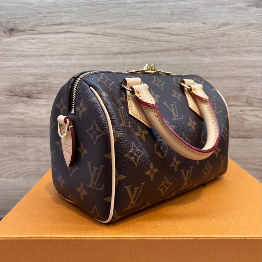 LV Speedy 20 芯片款 M46234-1