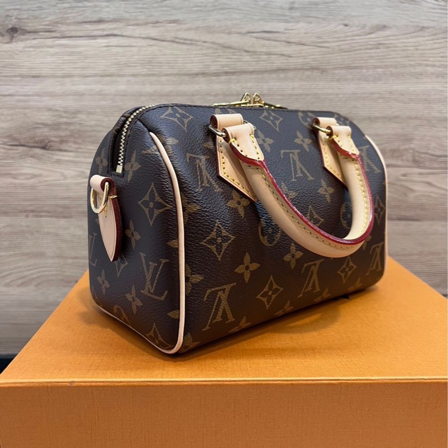 LV Speedy 20 芯片款 M46234-7
