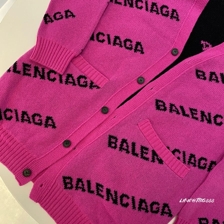 Balenciaga 滿版logo桃粉色針織外套-5
