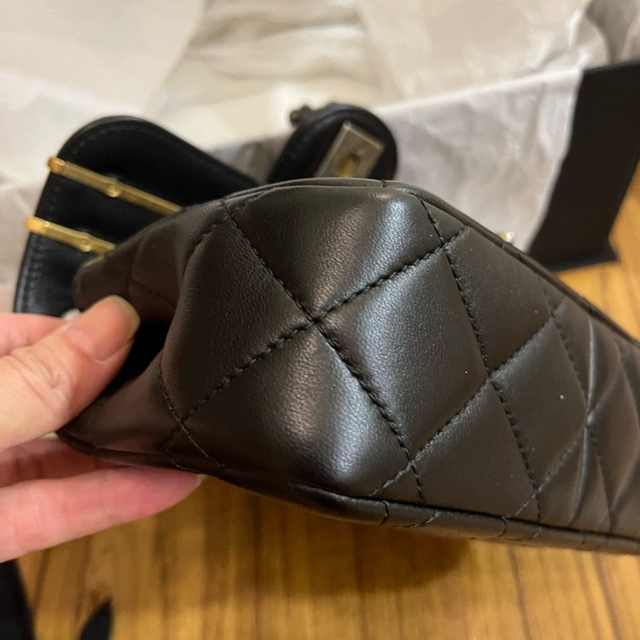 Chanel 限量徽章包最佳尺寸 /復古金銀雙色鏈條-23