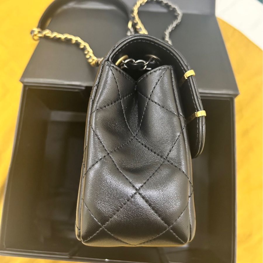 Chanel 限量徽章包最佳尺寸 /復古金銀雙色鏈條-13