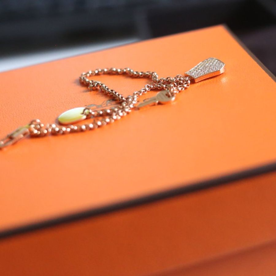 全新折扣 Hermes 愛馬仕 Kelly 滿鑽鎖頭手錬 玫瑰金帶鑽鎖頭手鏈 小號Kelly Clochette-11