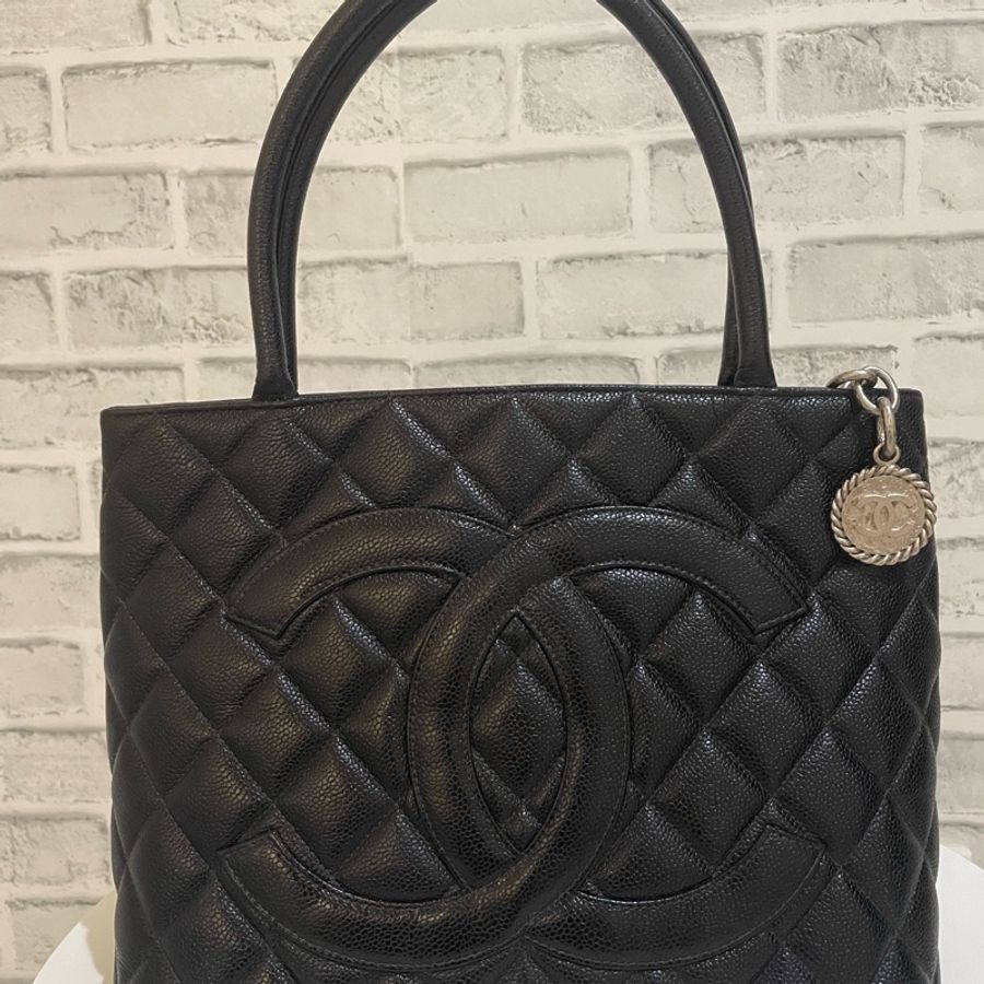 Chanel 香奈兒 希爾頓-0