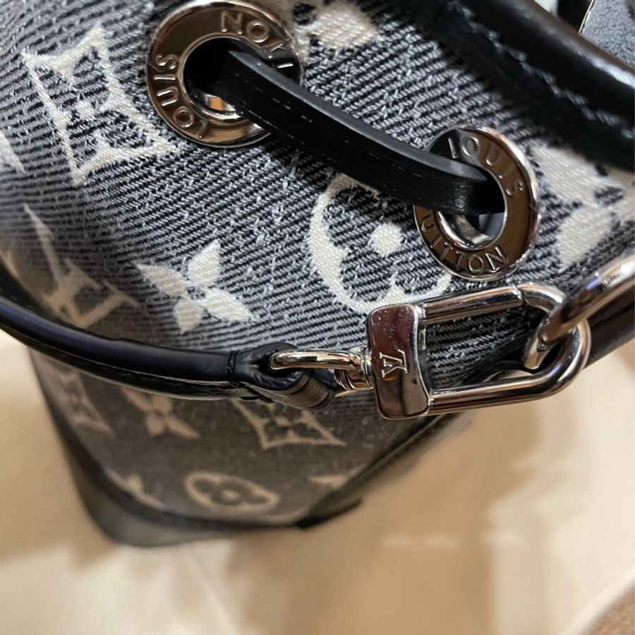 LV 🖤 牛仔小水桶 Nano Noe 迷你水桶包/肩背包/手提包(九成新)M46449-6