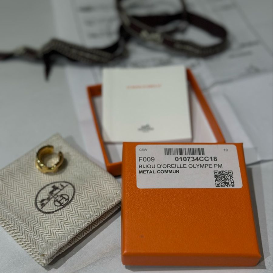 台灣專櫃購入 Hermes earcuff大象灰耳骨夾 愛馬仕 大象灰 耳釦 耳扣 Hermes 耳骨夾-19