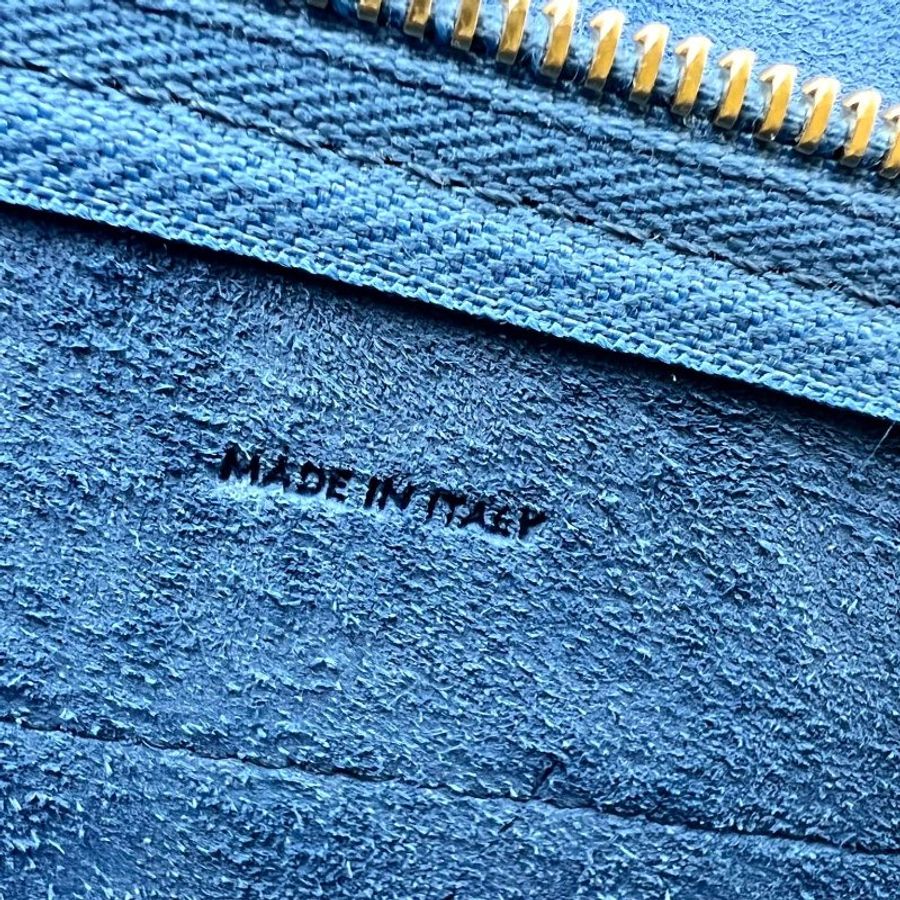 Celine 189003 珠地小牛皮袖珍型 Nano Belt 鯰魚包 Azure 蔚藍《佳節年終折扣》-6