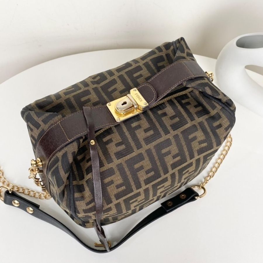 Fendi 大飯盒包-2
