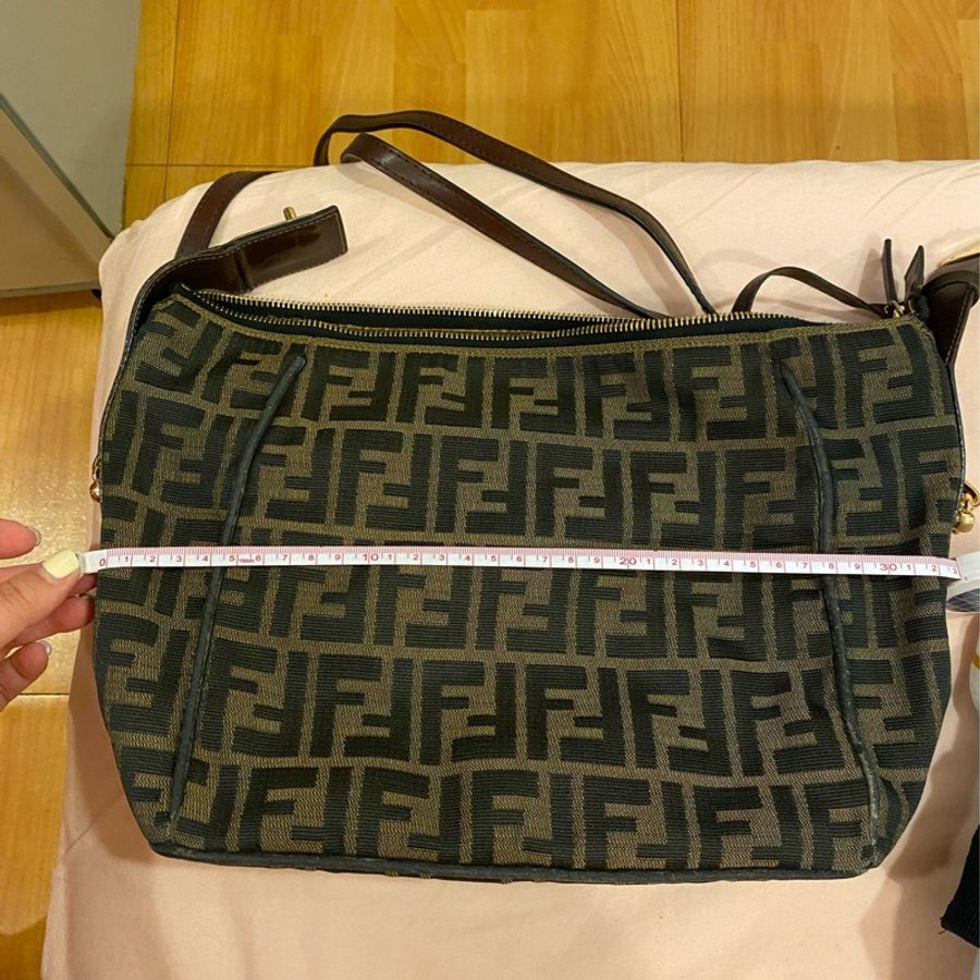 Fendi 大飯盒包-4