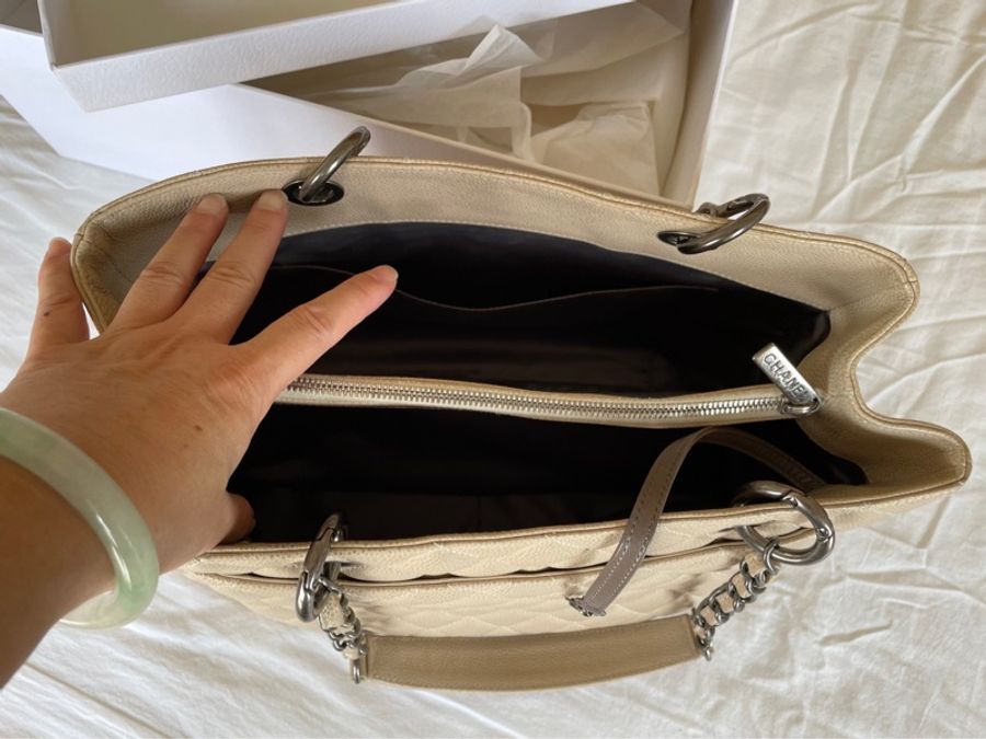 CHANEL最經典荔枝牛皮Grand shopping tote bag-4