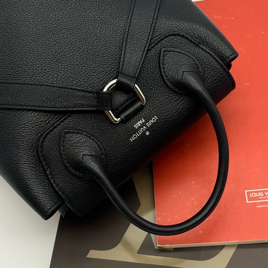 Louis Vuitton LV 黑色全皮 LOCKME雙肩帶後背包-7