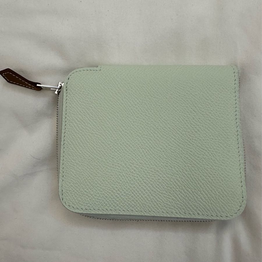 全新 Hermes 氣泡綠X自由之城 狗狗圖案 絲巾短夾 台灣購證影本/原盒-10