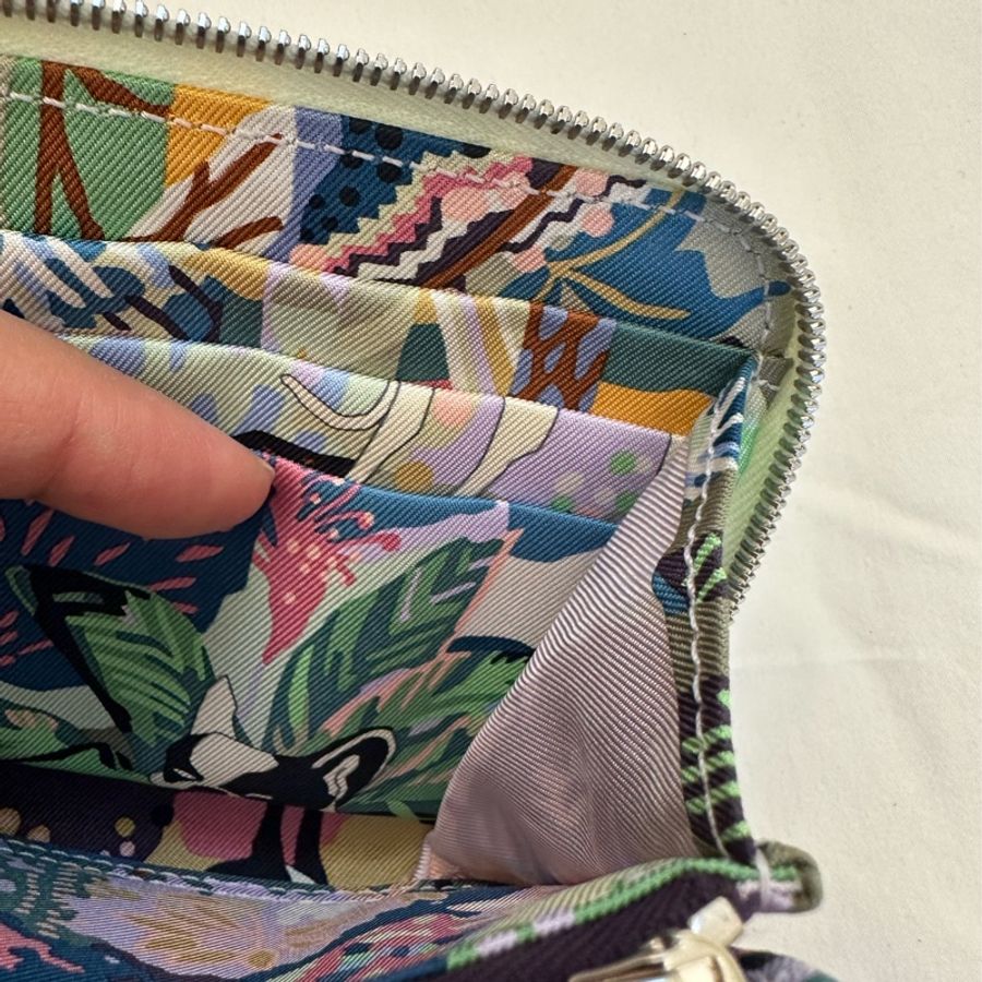 全新 Hermes 氣泡綠X自由之城 狗狗圖案 絲巾短夾 台灣購證影本/原盒-19