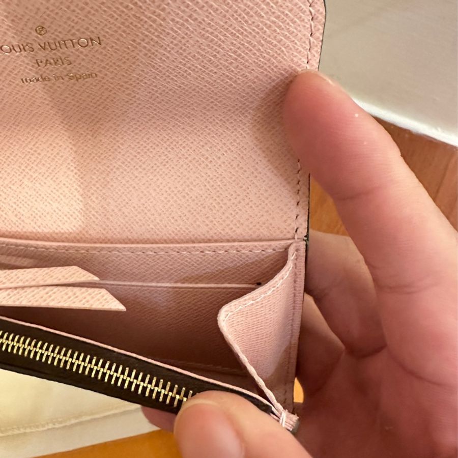 LV 花紋粉內釦式卡片零錢包-7