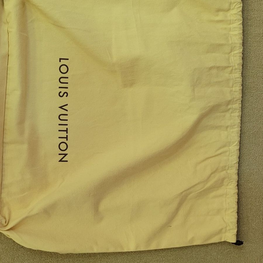 Louis Vuitton M93451-12