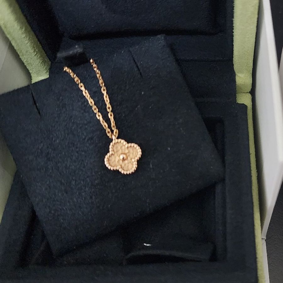 Van Cleef & Arpels梵克雅寶 Sweet Alhambra吊墜-1
