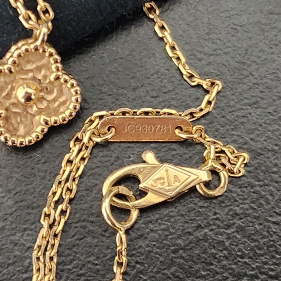 Van Cleef & Arpels梵克雅寶 Sweet Alhambra吊墜-3