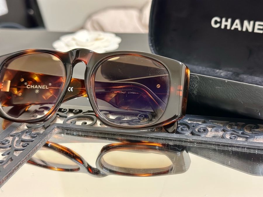 🔥爆款墨鏡釋出🔥#Chanel 絕版 大C logo #菱格紋 #玳瑁色 #vintage #太陽眼鏡 復古感滿滿的小臉神器😍-22