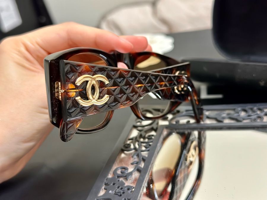 🔥爆款墨鏡釋出🔥#Chanel 絕版 大C logo #菱格紋 #玳瑁色 #vintage #太陽眼鏡 復古感滿滿的小臉神器😍-23