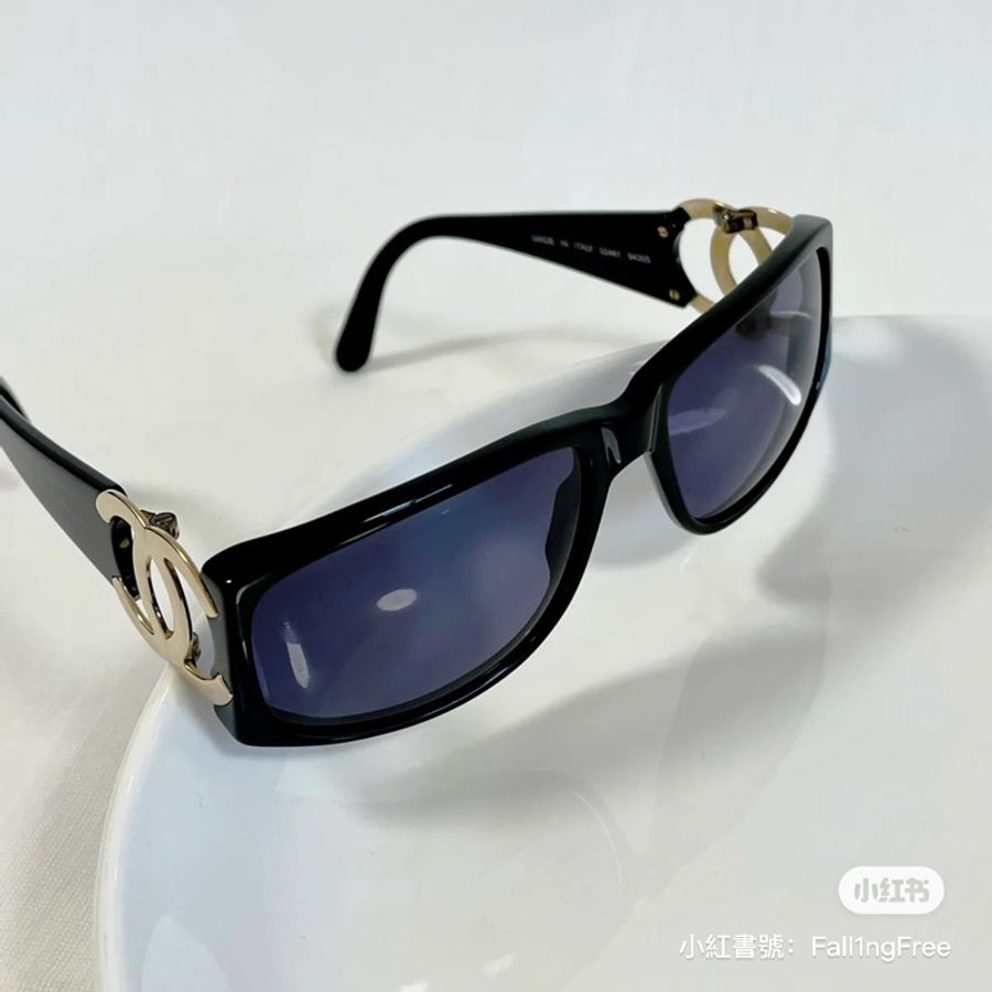 🔥爆款墨鏡🕶️釋出🔥#Chanel 絕版 #大Clogo #墨鏡 #vintage 鏤空logo #太陽眼鏡 小臉神器😍稀有美品💕-2