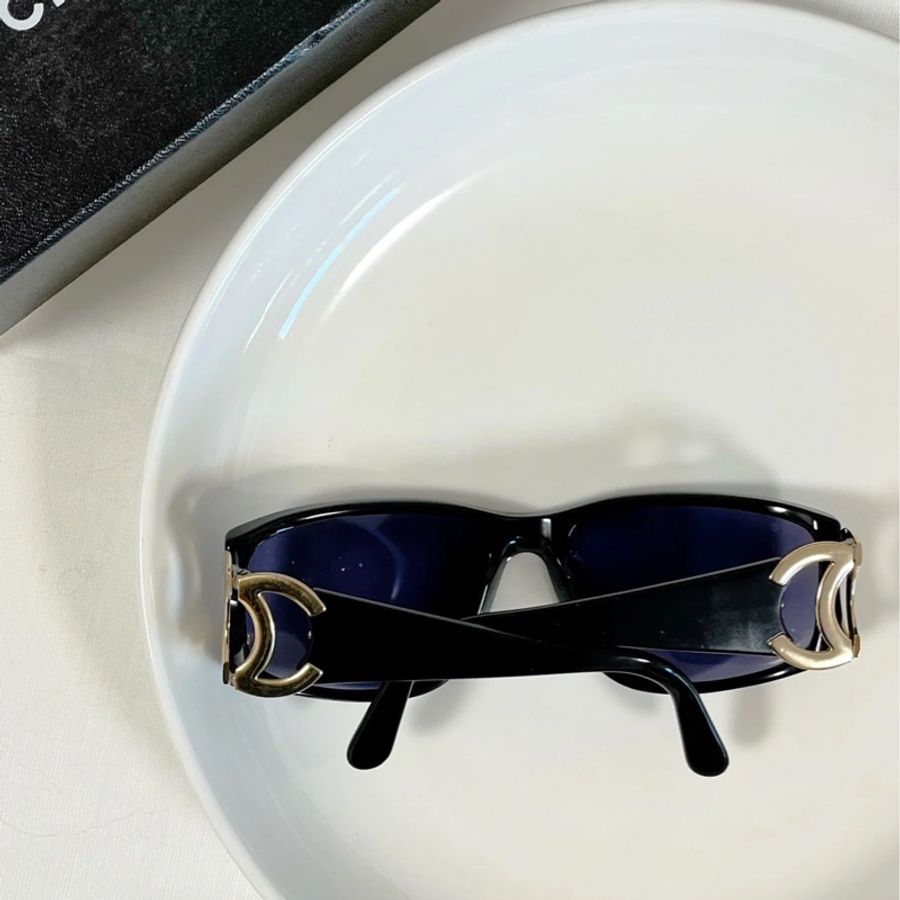 🔥爆款墨鏡🕶️釋出🔥#Chanel 絕版 #大Clogo #墨鏡 #vintage 鏤空logo #太陽眼鏡 小臉神器😍稀有美品💕-4