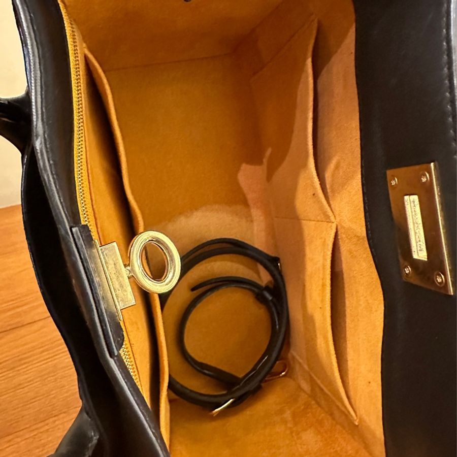 LV 黑皮革絨布花紋邊手提兩用包-9