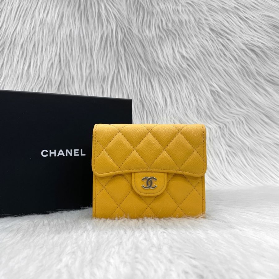 Chanel薑黃荔枝皮淡金釦CF三折短夾-0