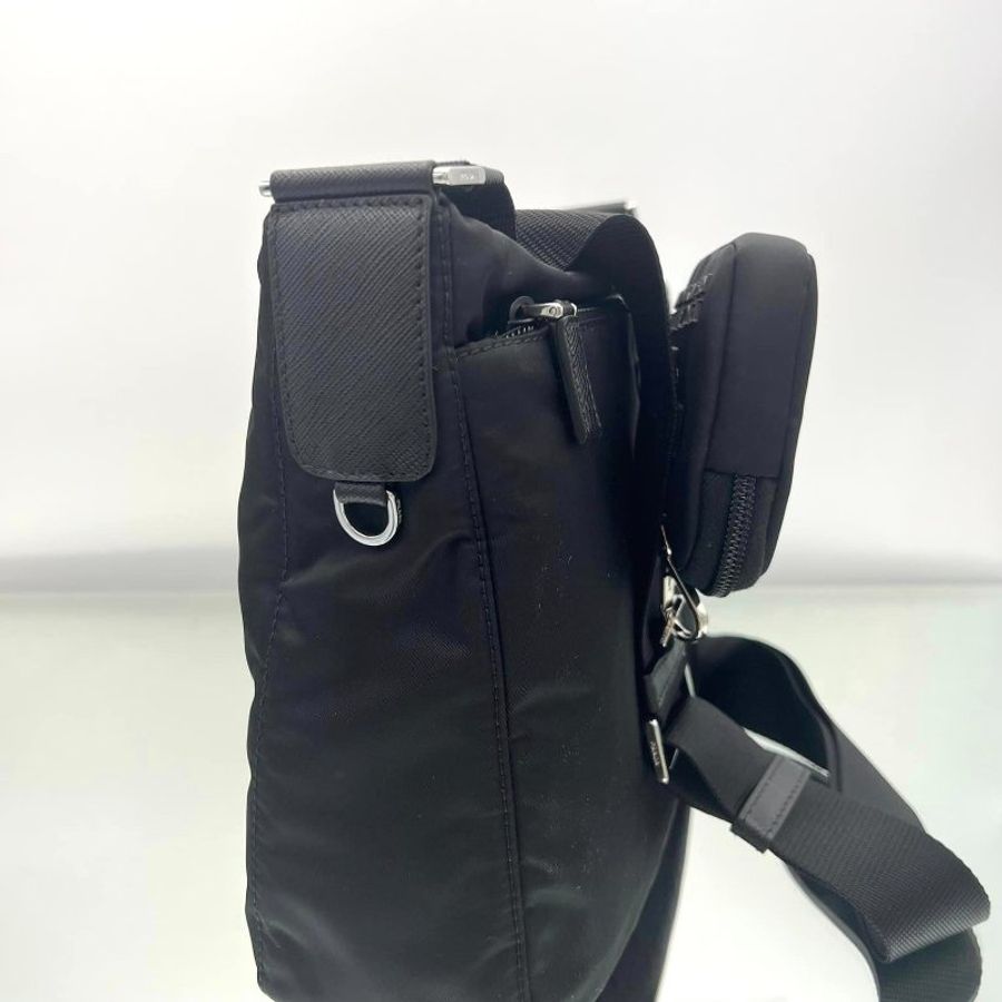 Prada 1BC421 Re-Nylon 尼龍郵差包 附可拆卸萬用包《當季專櫃正售★全新商品 》-8