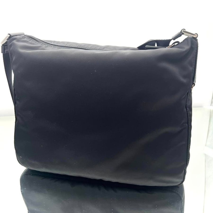 Prada 1BC421 Re-Nylon 尼龍郵差包 附可拆卸萬用包《當季專櫃正售★全新商品 》-10