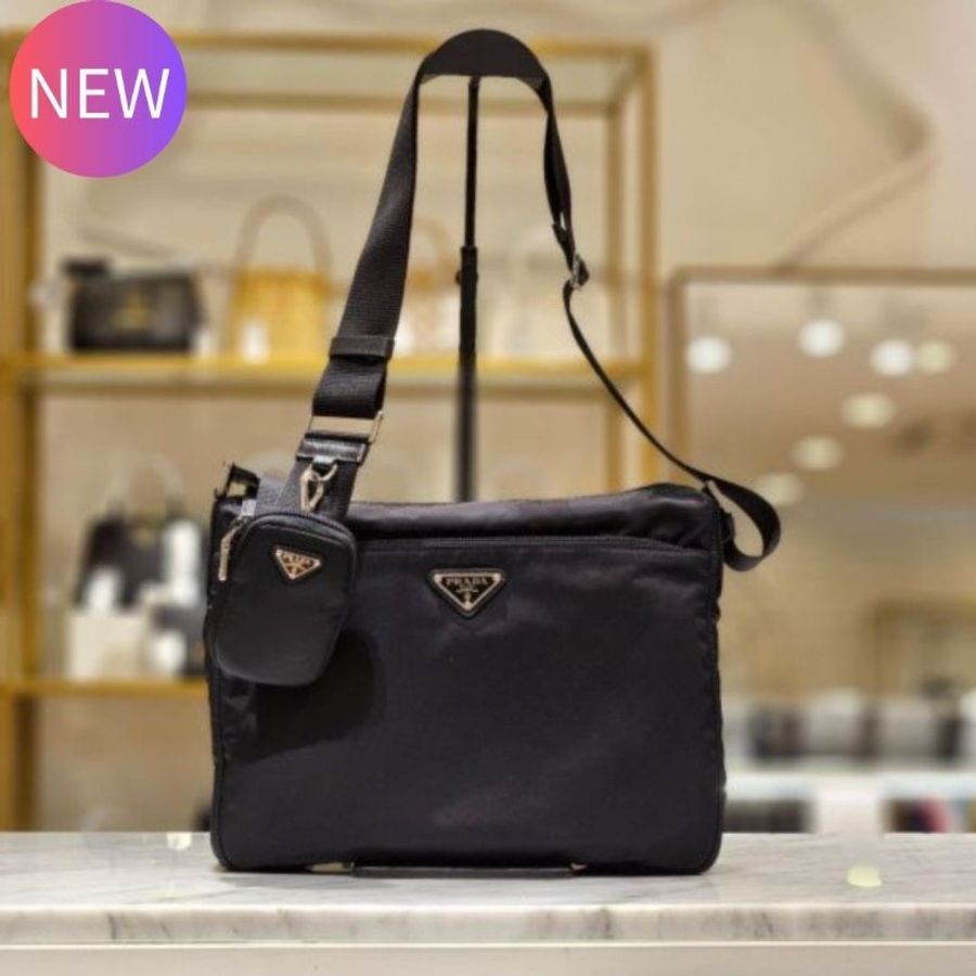 Prada 1BC421 Re-Nylon 尼龍郵差包 附可拆卸萬用包《當季專櫃正售★全新商品 》-0