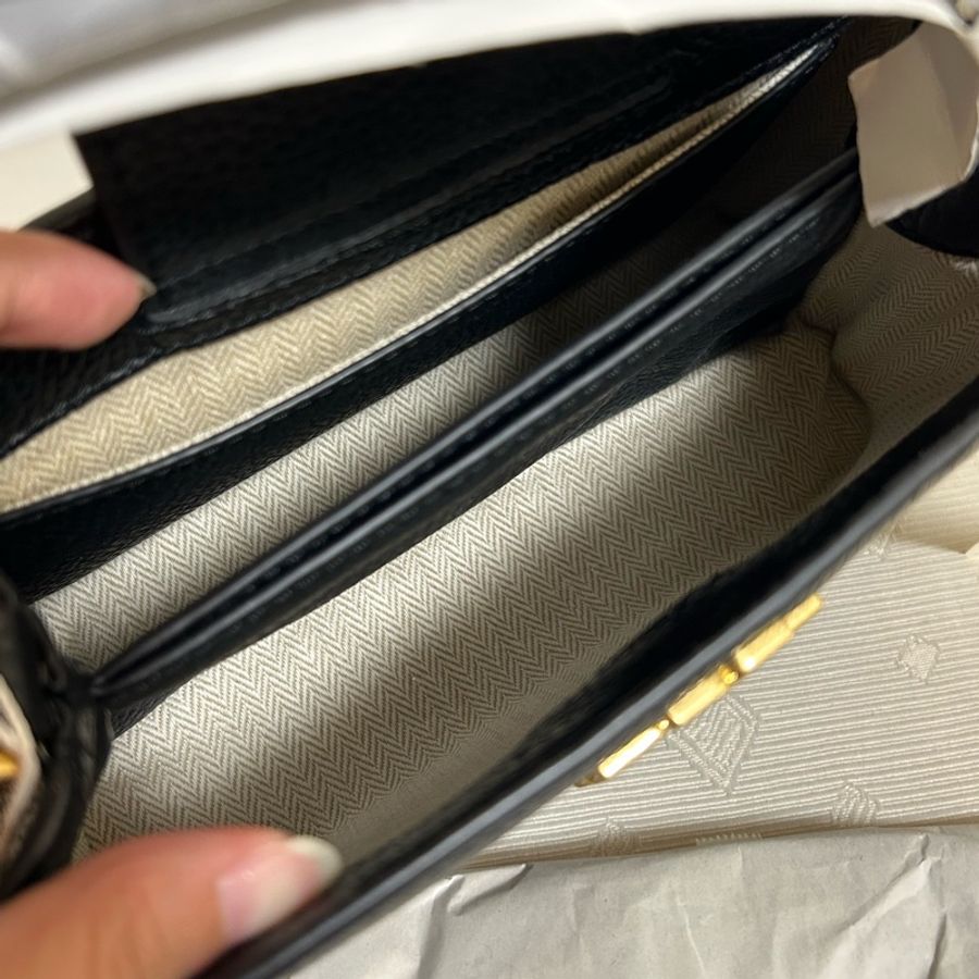 Tory Burch Britten Micro Satchel TB 鏤空 浮雕 斜背包-2