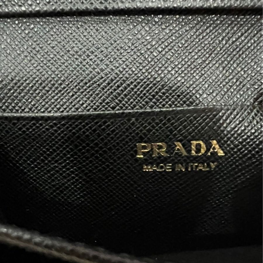 ✨Prada✨ Saffiano metal 防刮皮革 卡夾 ｜名片夾-4