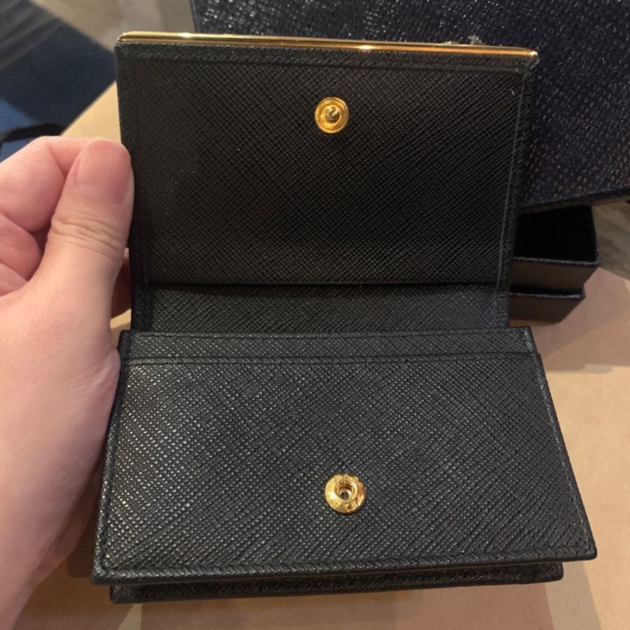✨Prada✨ Saffiano metal 防刮皮革 卡夾 ｜名片夾-7