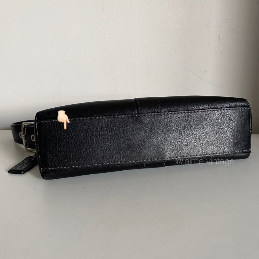 ❌售出❌J’aime Vintage | Coach Vintage Y2K真皮法棍包 黑銀配色-5