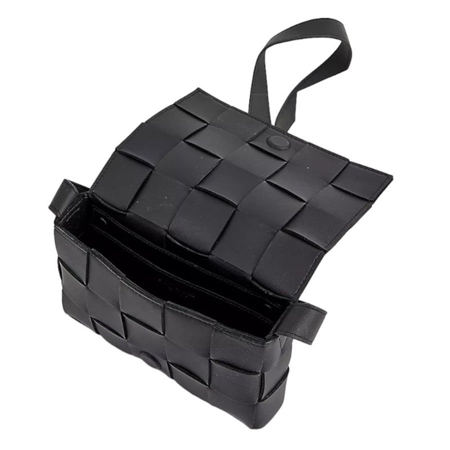 【BOTTEGA VENETA 寶緹嘉】BV Small Cassette 小款 經典編織 磁釦 斜背包 肩背包 黑色 730848-3
