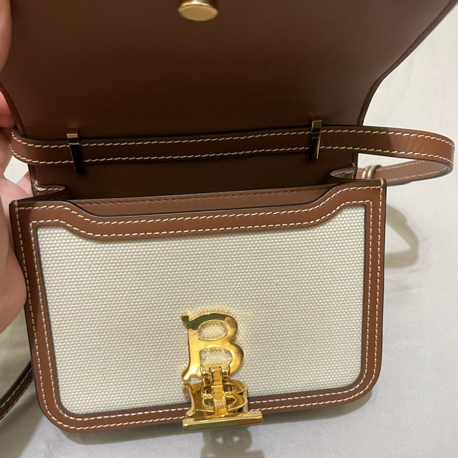 Burberry 經典TB包 mini-1