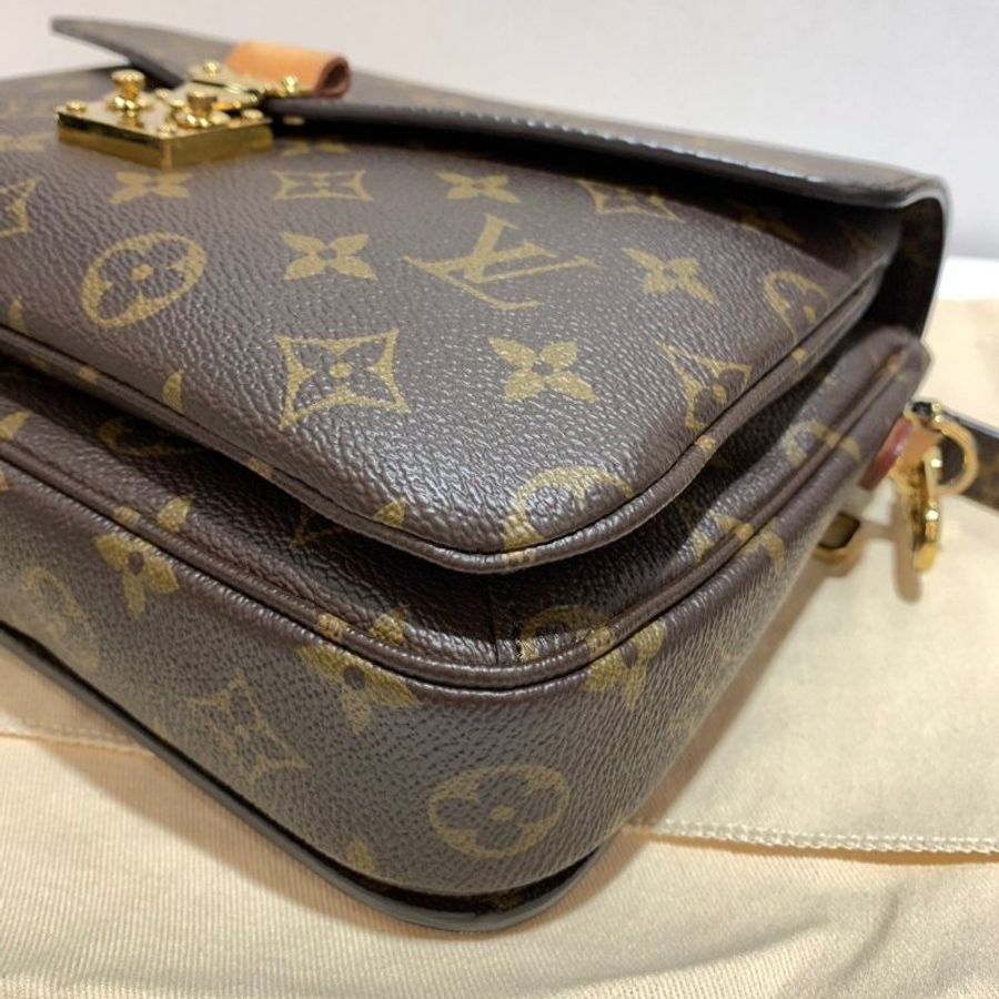 LV 手提包/斜背包/側背包/學院包/郵差包 M44875 9成新-4