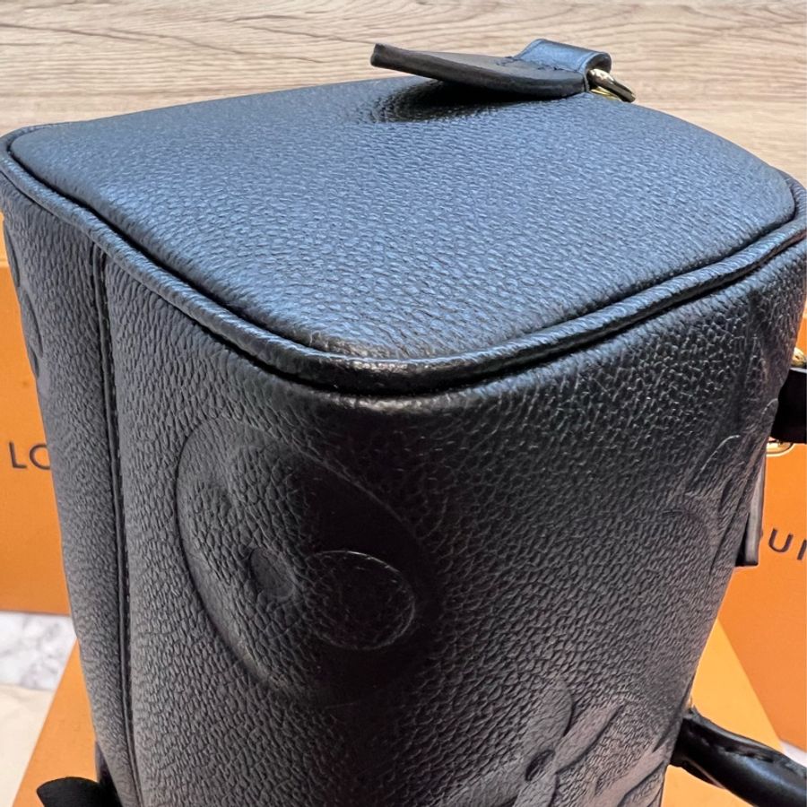LV Speedy 20 芯片款 壓紋黑皮革-21