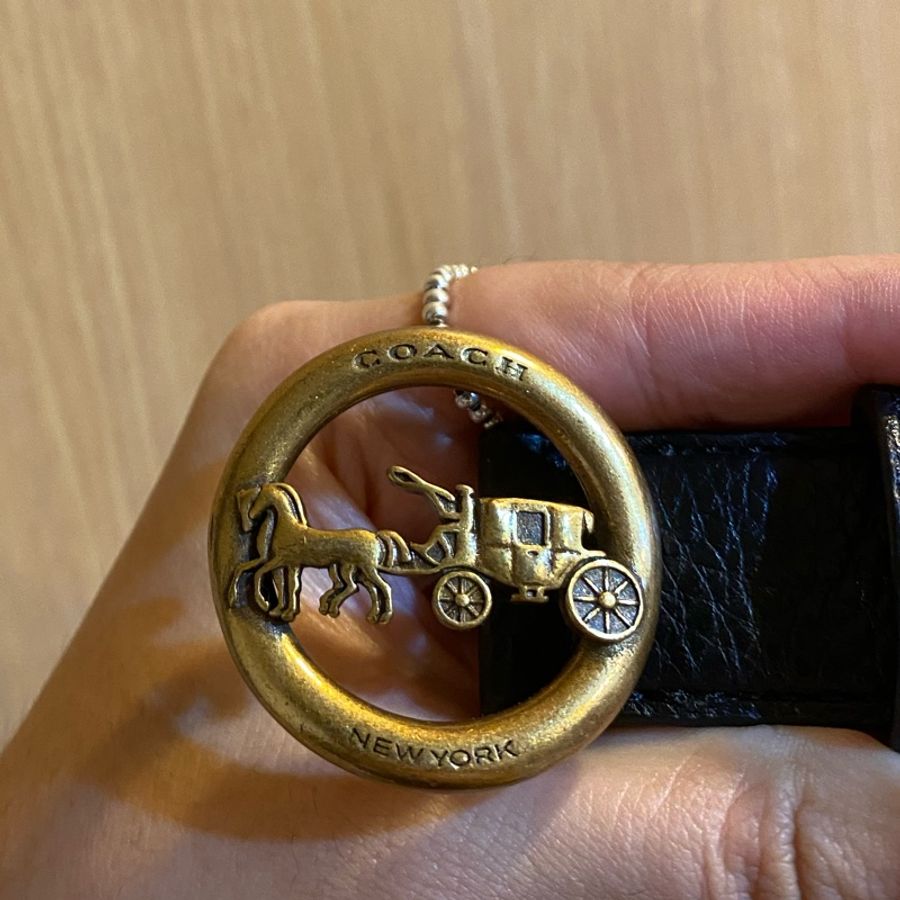 COACH🐎經典馬車女款皮帶-1