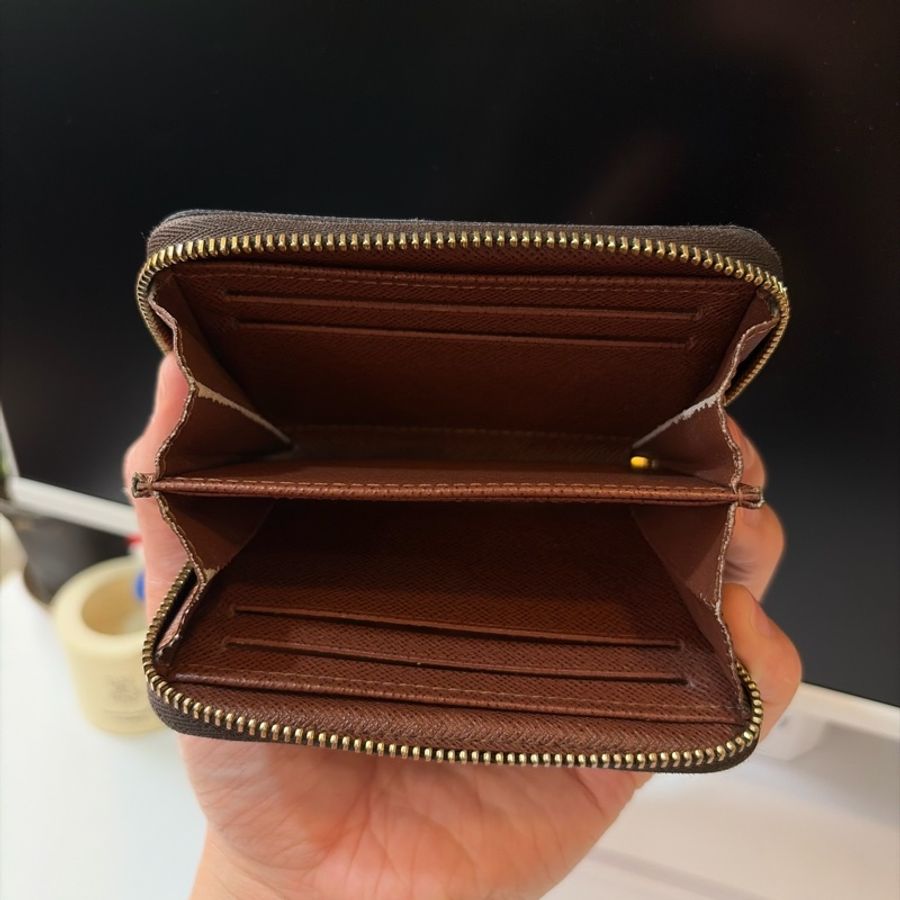 LV 拉鏈零錢包 Zippy Coin Purse-11