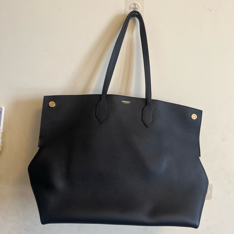 Burberry 全新牛皮離櫃兩用肩背包-0