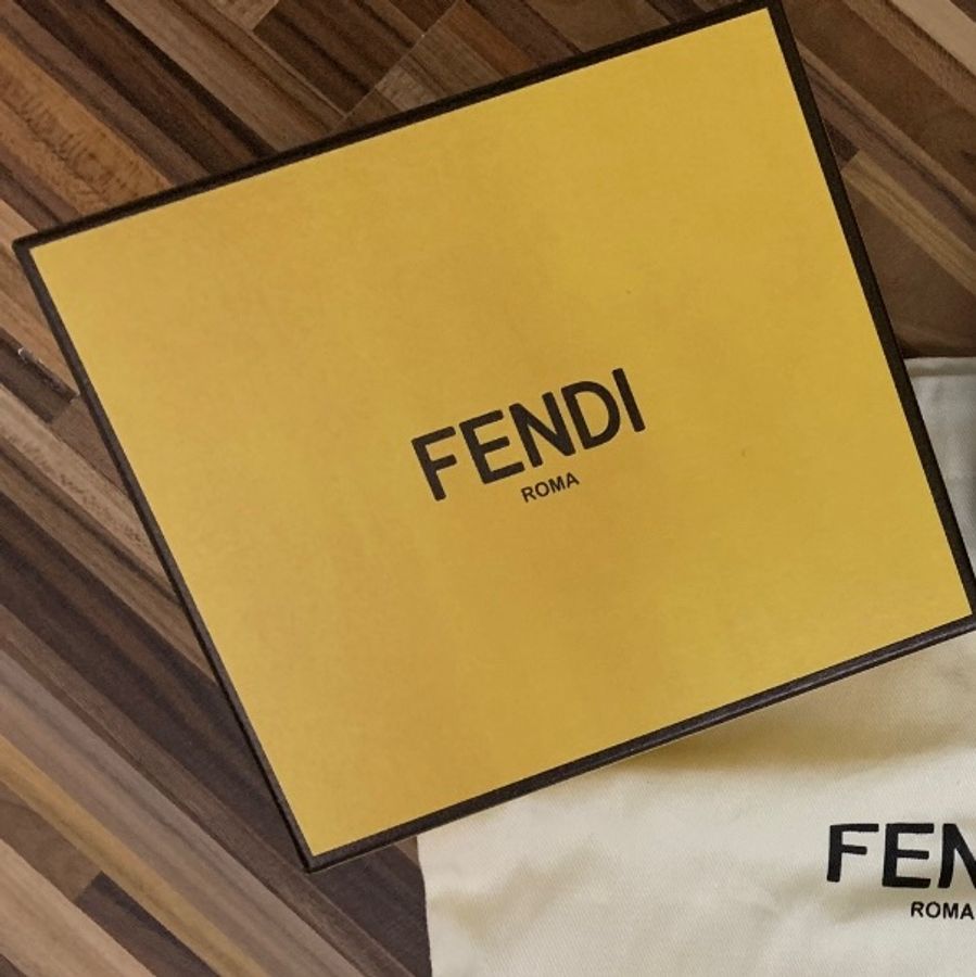 （全新）Fendi Monster Eyes Wallet 小惡魔黃眼黑短夾-3