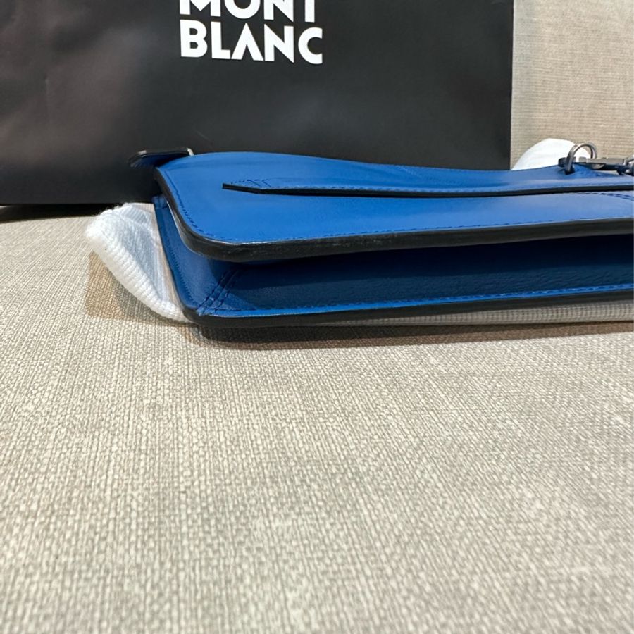 MONTBLANC 萬寶龍124083 皮革拉鍊開合手拿包-15