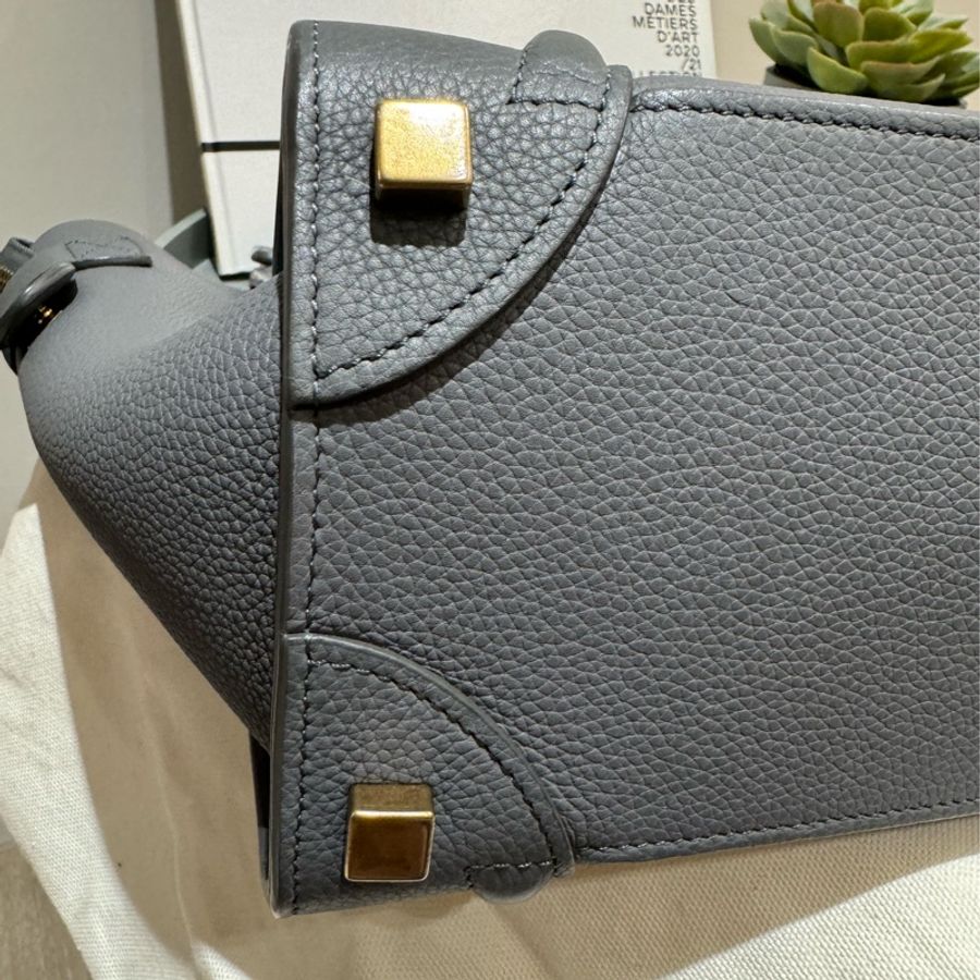 Celine Nano Luggage micro 炭灰色囧臉包 小號-4
