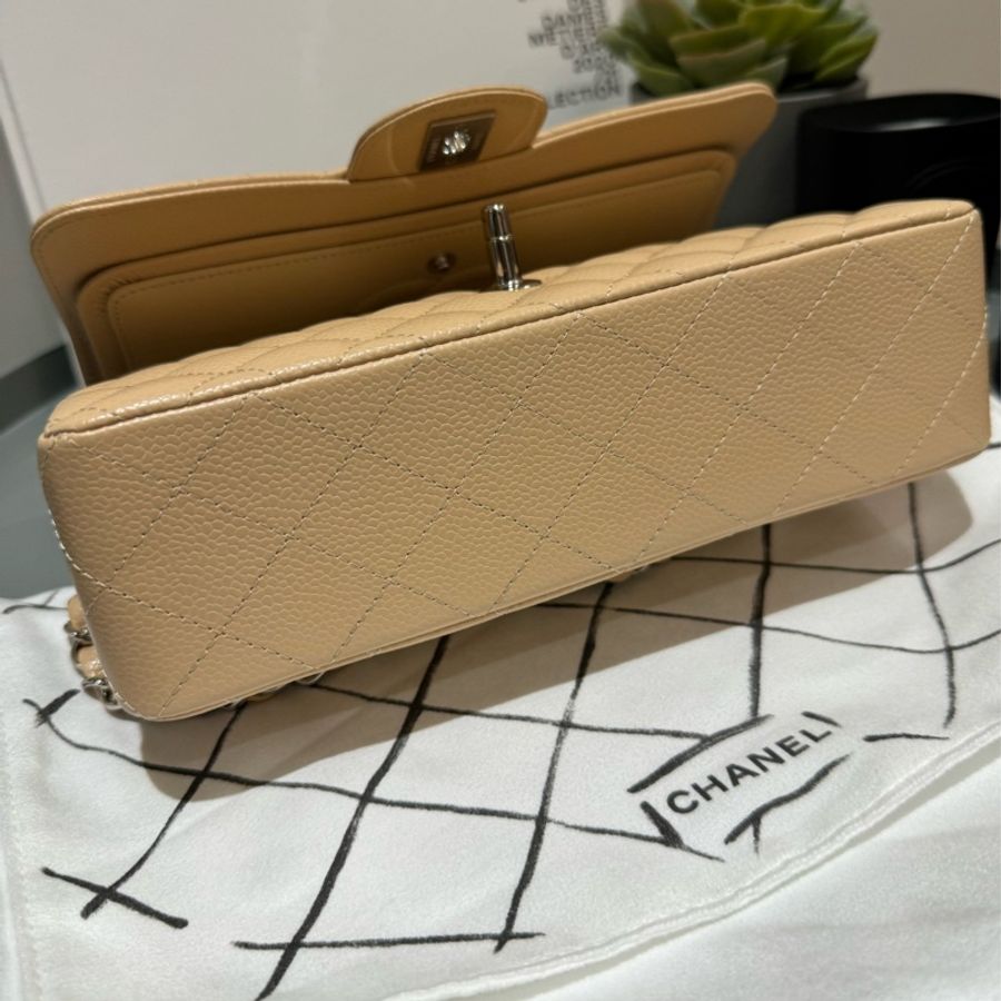 Chanel classic flap 23 杏色銀扣-2