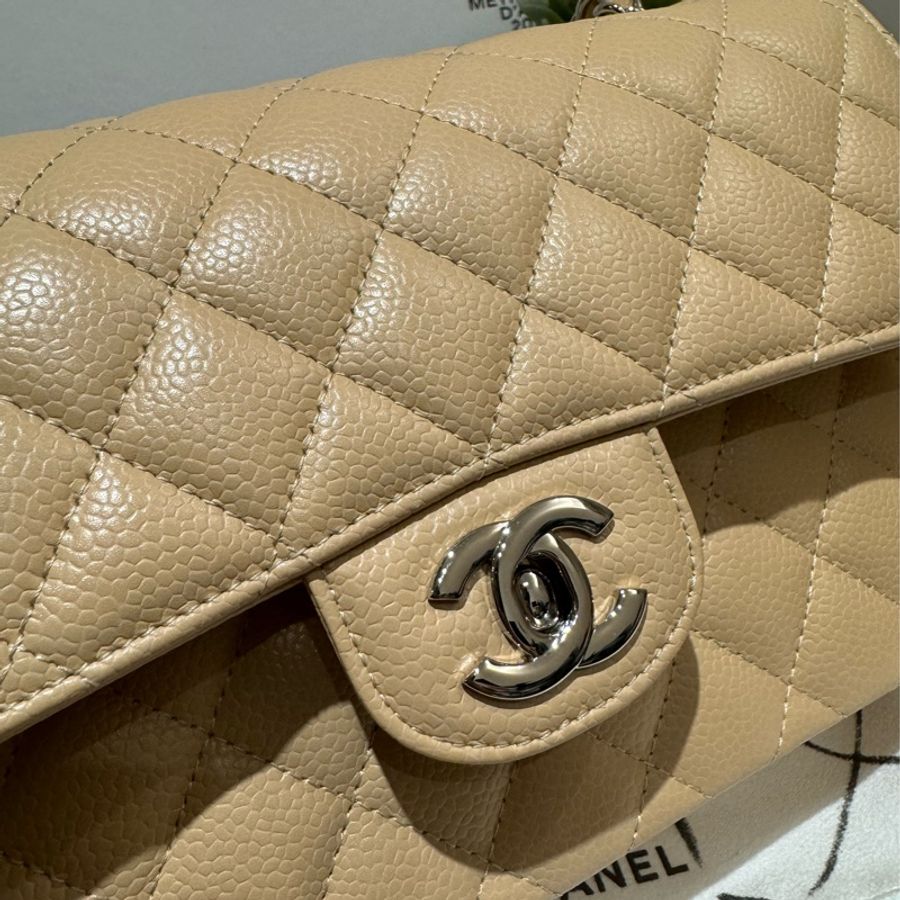 Chanel classic flap 23 杏色銀扣-7
