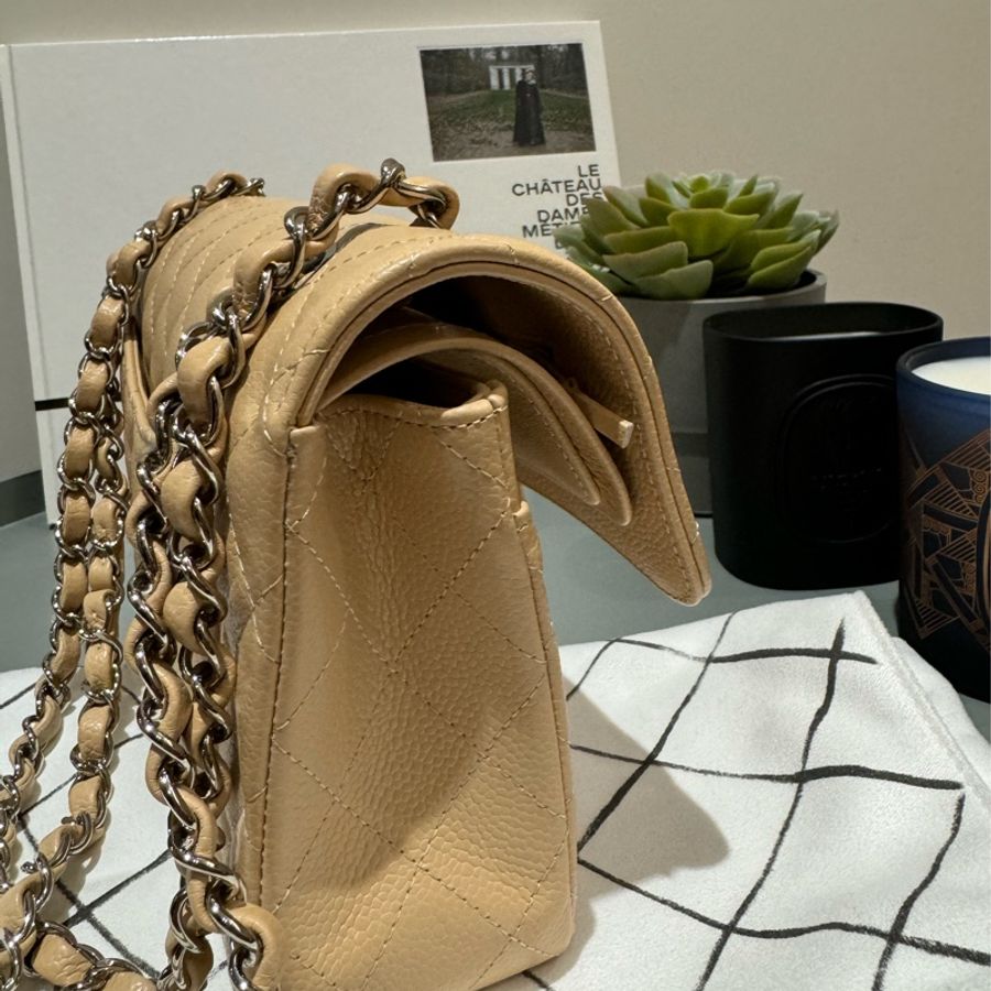 Chanel classic flap 23 杏色銀扣-9