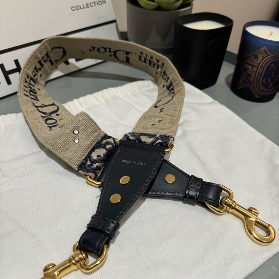 Dior 經典OBLIQUE緹花布復古銀色金屬飾章肩背帶-8